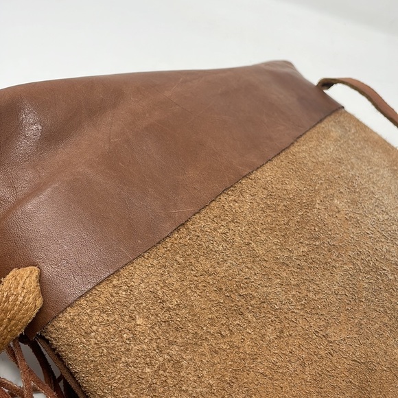 Boho Hand Made Leather and Suede Fringe Crossbody Satchel🖤 - Picture 14 of 16